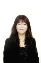 Rachel Sulyoun Min